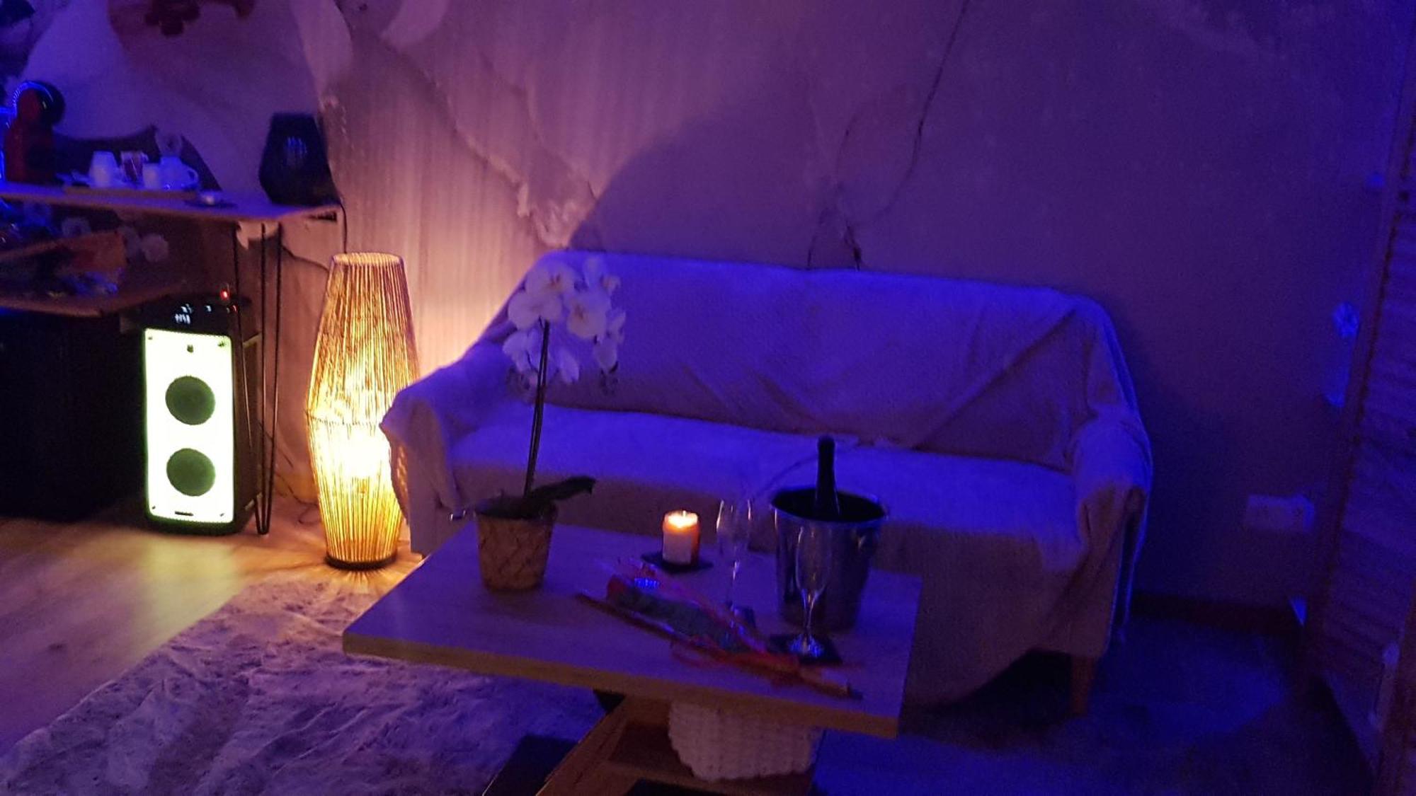 Love Room Jaccuzi Puisserguier Extérieur photo
